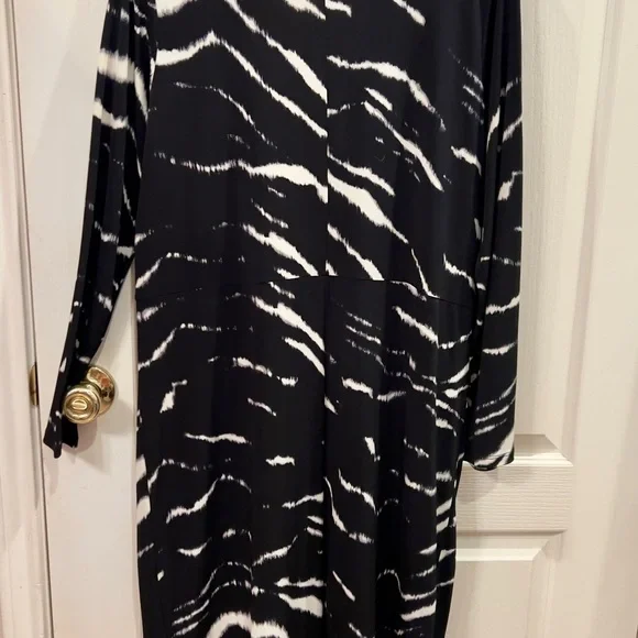 SOLD - Picture 4 of 9